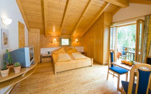 ويسنسي Hotel Haus Am See المظهر الخارجي الصورة